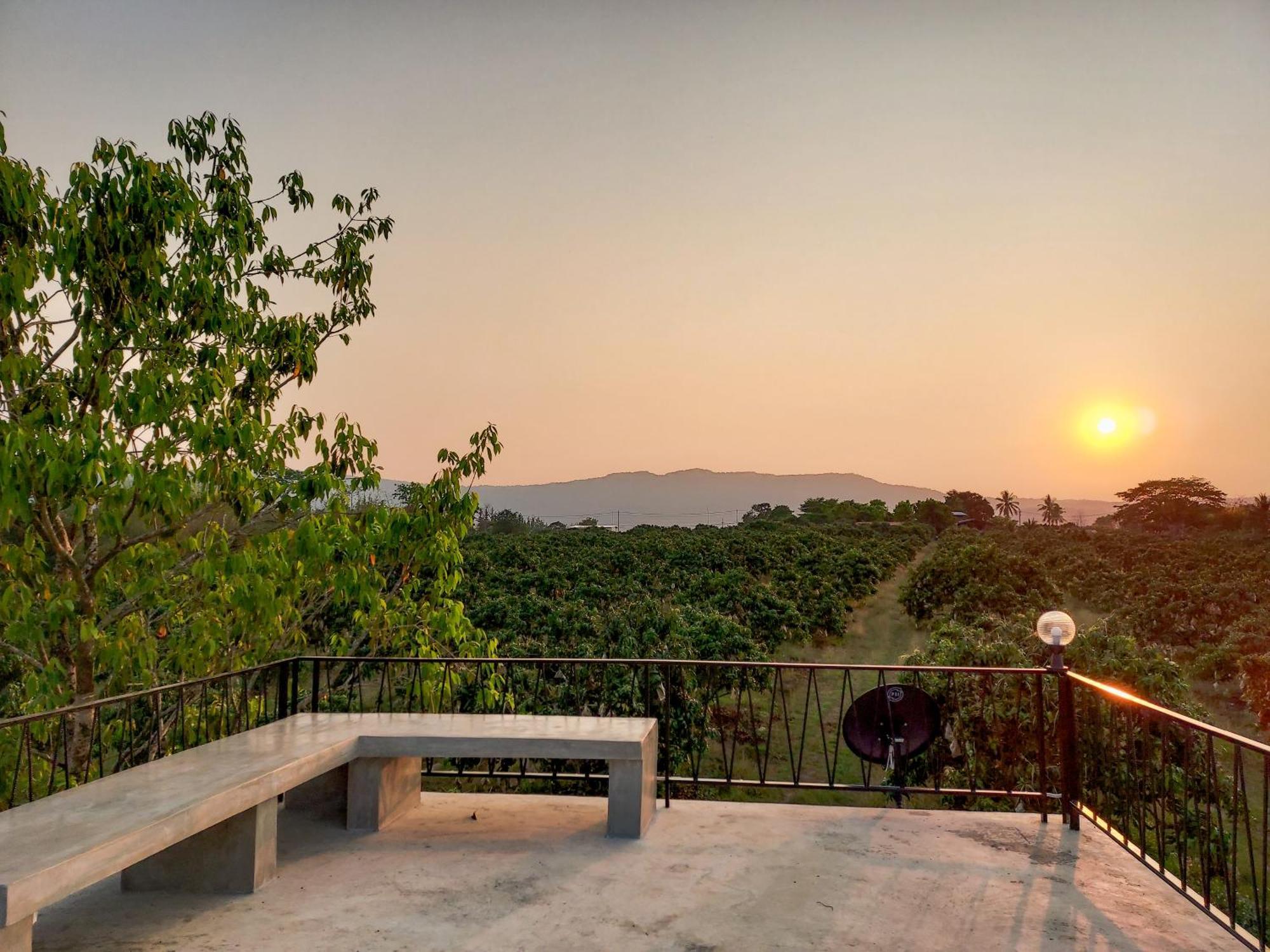 Moon Village Khaoyai Holiday Home Pong Talong Bilik gambar