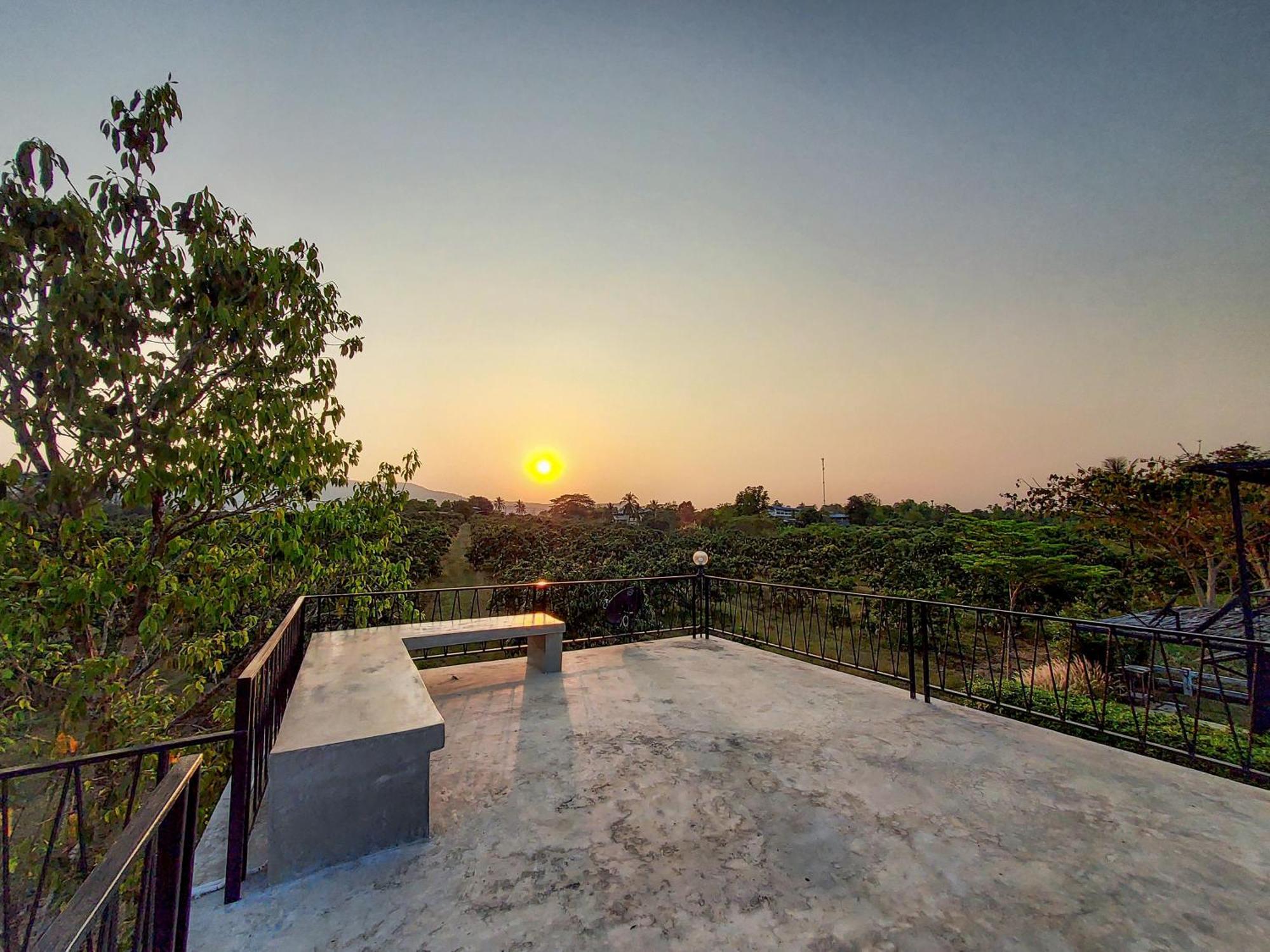 Moon Village Khaoyai Holiday Home Pong Talong Bilik gambar