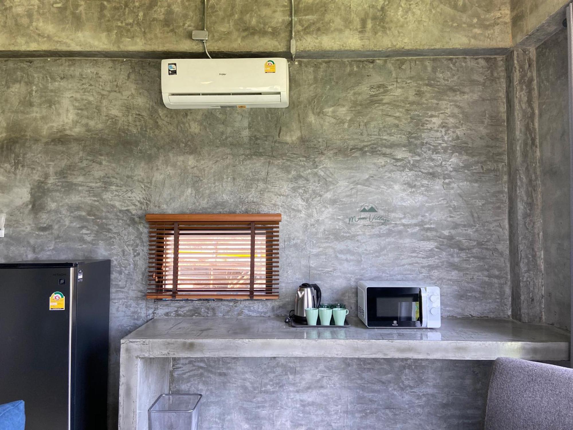 Moon Village Khaoyai Holiday Home Pong Talong Bilik gambar
